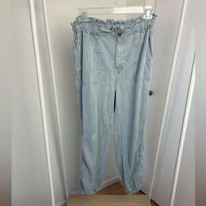 American Eagle Sage Green Baggy Joggers